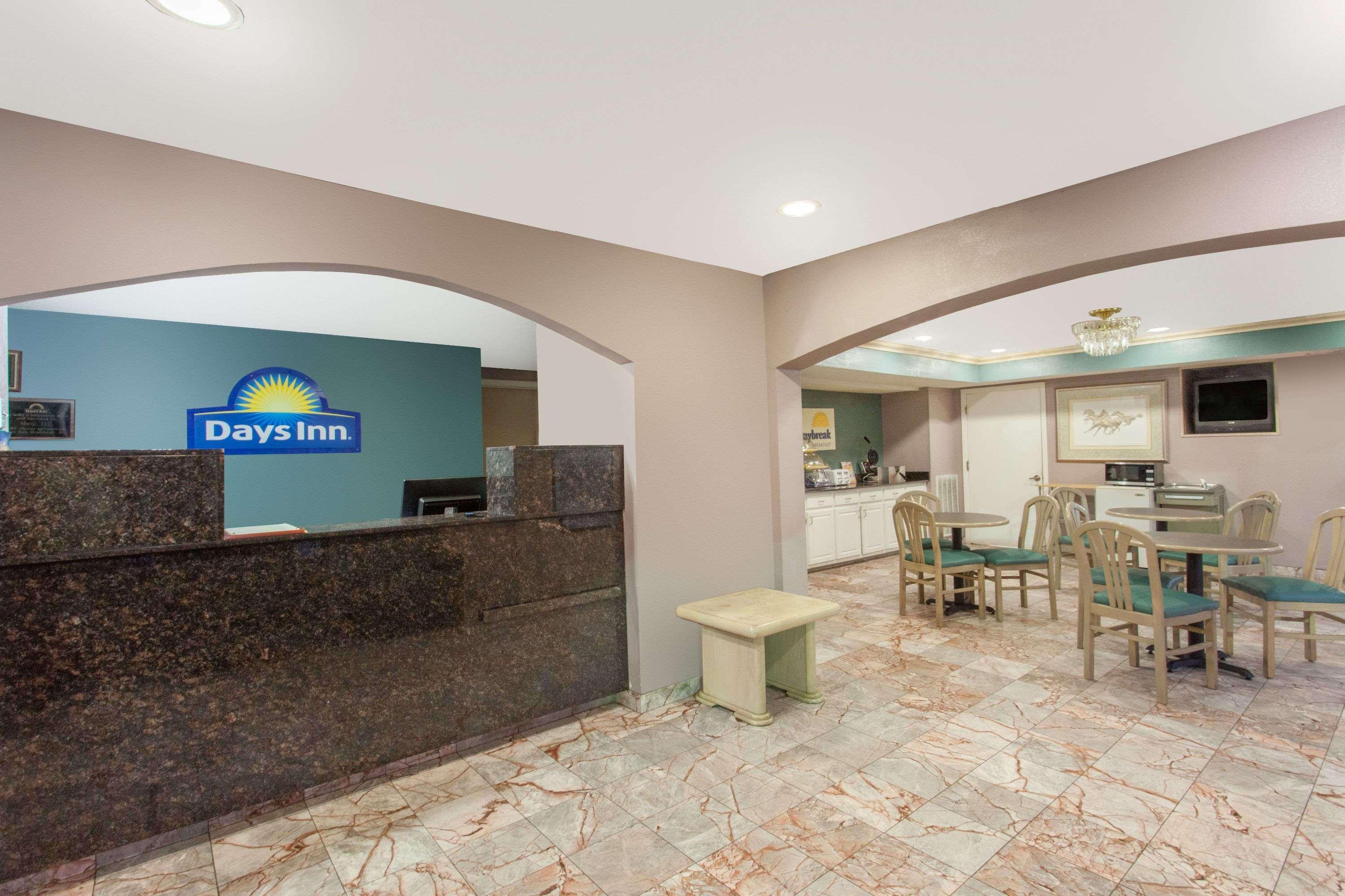 Quality Inn & Suites Decatur Priceville I-65 Экстерьер фото