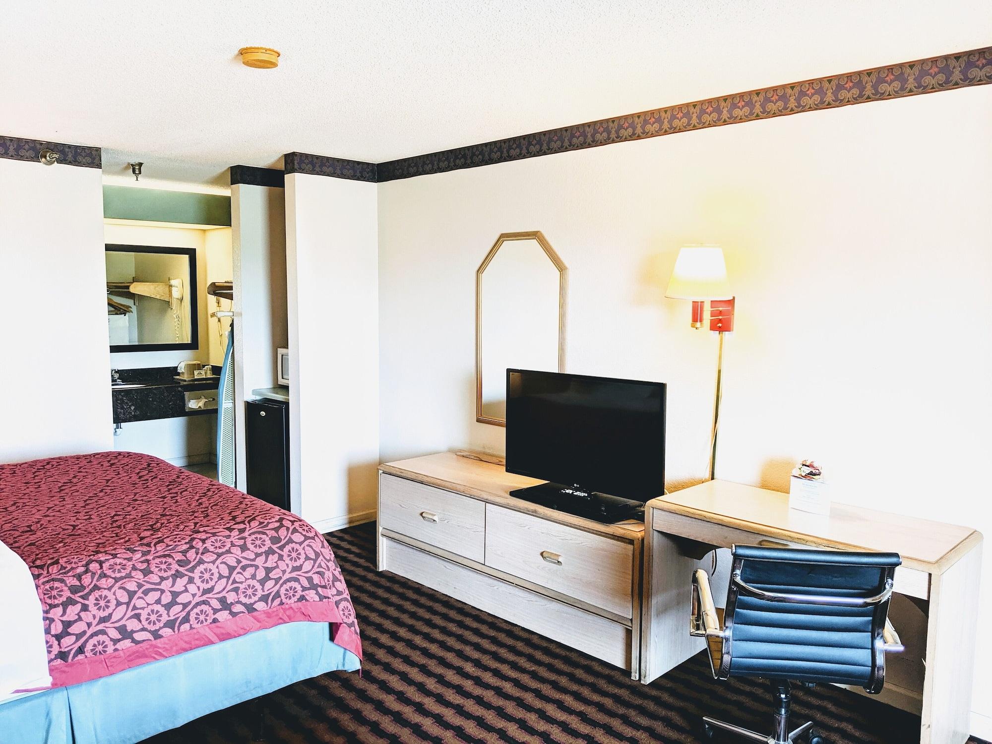 Quality Inn & Suites Decatur Priceville I-65 Экстерьер фото