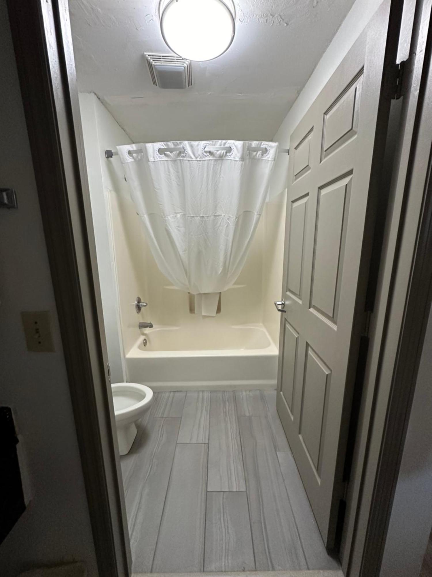 Quality Inn & Suites Decatur Priceville I-65 Экстерьер фото