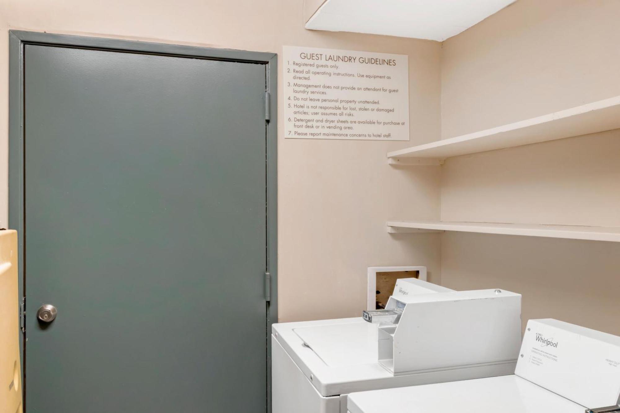 Quality Inn & Suites Decatur Priceville I-65 Экстерьер фото